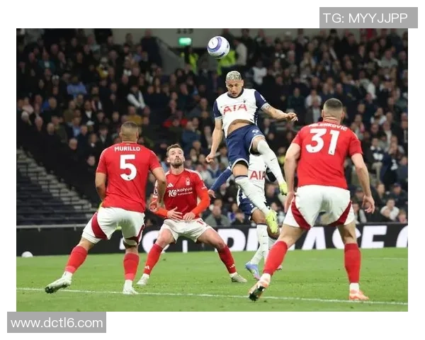 英超激战：尤文图斯狂胜本菲卡五球大捷战术解析全场沸腾