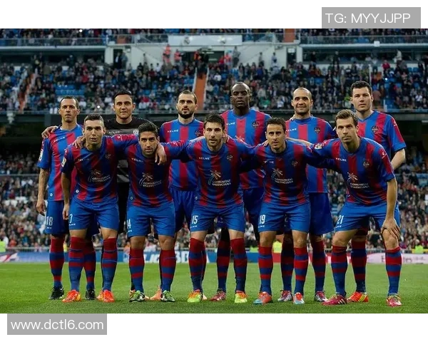 西甲焦点战：马竞小胜莱比锡全场数据解析与惨败瞬间回顾