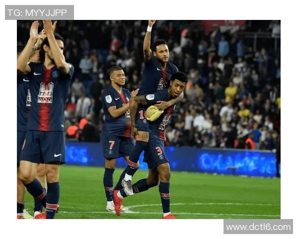 西甲激战：巴黎圣日耳曼与皇马平局精彩瞬间引发全场沸腾